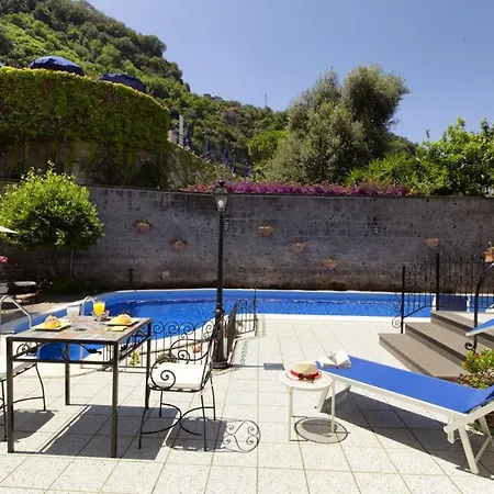 Villa Adriana Guesthouse Sorrento Couette-café Sorrente