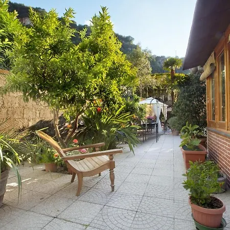 Villa Adriana Guesthouse Sorrento