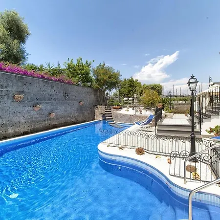 Villa Adriana Guesthouse Sorrento Bed & Breakfast *
