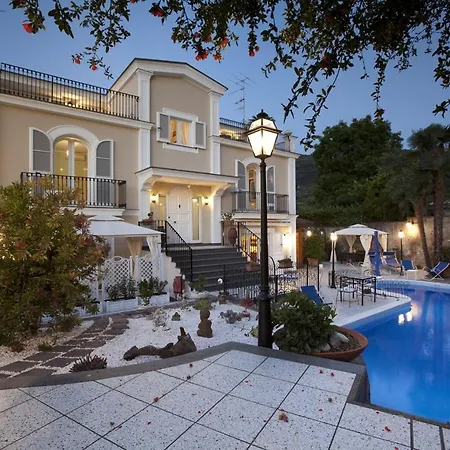Bed & Breakfast Villa Adriana Guesthouse Sorrento *