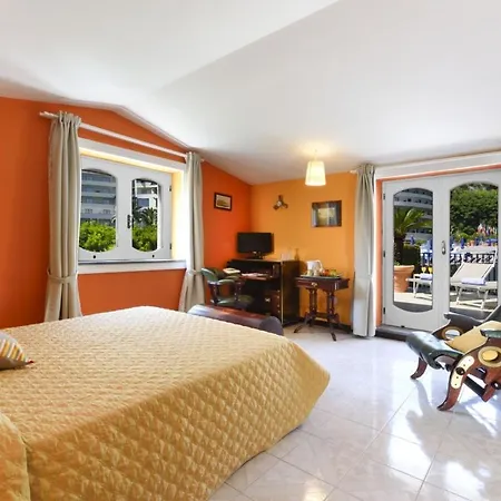 Bed & Breakfast Villa Adriana Guesthouse Sorrento Sorrento
